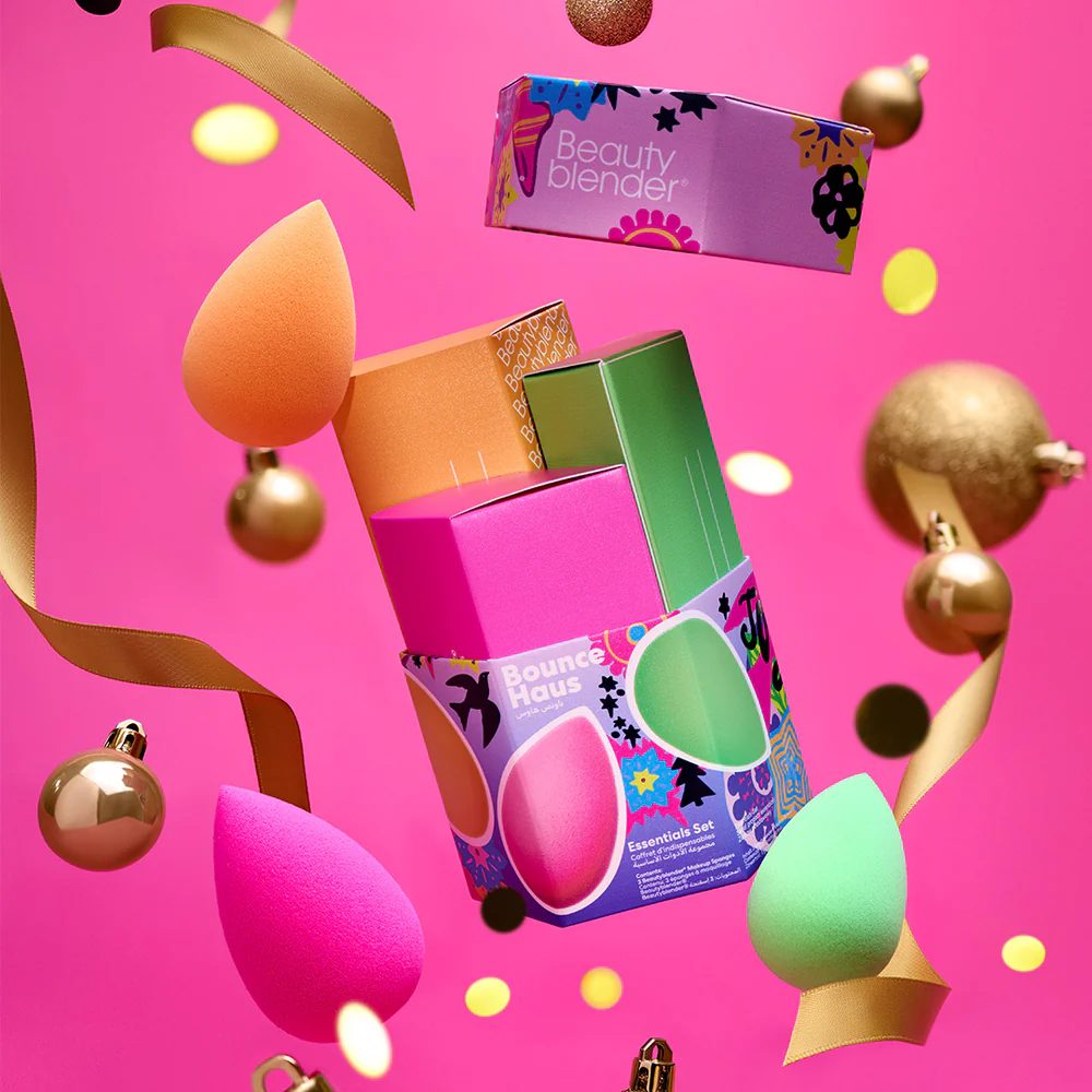 Bounce Haus set on hot pink with sponges in flight