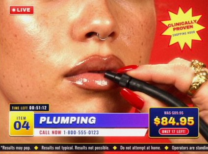 Style frame, item 04, Plumping: glossy lips in close up, a hand with red nails and gold rings holding a pump hose to them