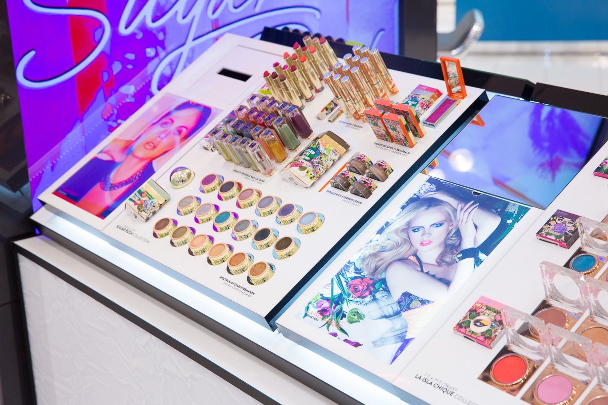 Teeez palettes and portraits on the counter